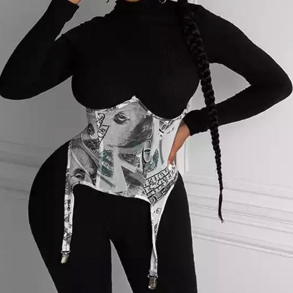 DENARIO CORSET! - Picture 1 of 4